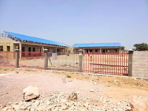 Clôture et voirie de site